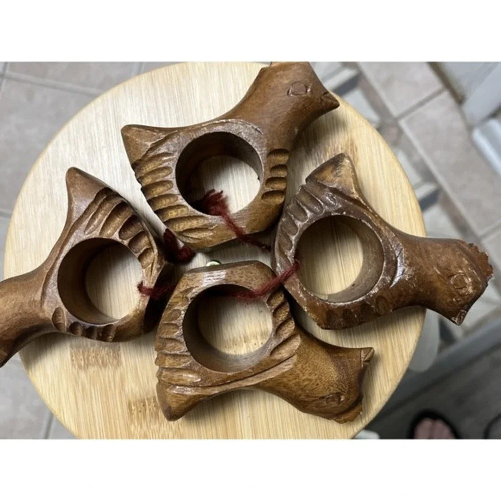 Vintage Set Of 4 Handmade Wood CHICKEN‎ Napkin Rings Dinner Table Decor